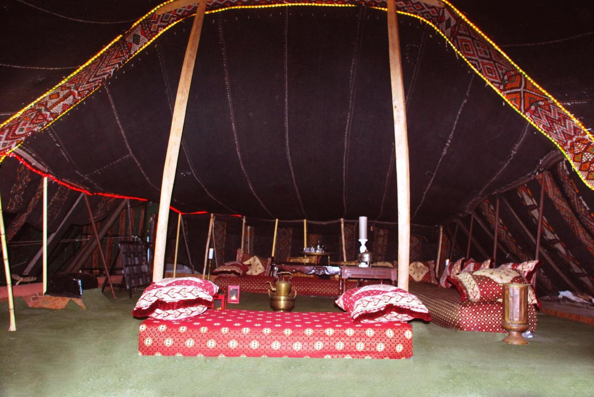Dar Lghzal Special Offer In Rabat Winner Of Guest Experience 2025 Awards Traditional Sahrawi And Berber Privative Villa With Swimming Pool Jacuzzi Sea View And On Site Restaurant Ideal For Family And Groups In Rabat'S Center No Car Required Zewnętrze zdjęcie